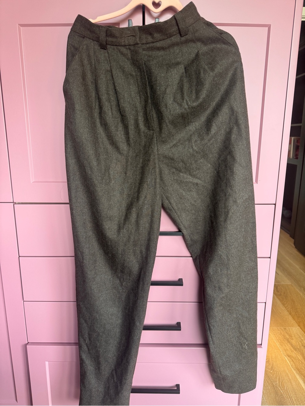 Emmy design slender slacks Brown tapered Trousers - Picture 6 of 7